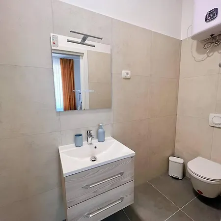 Chariming And Comfy Studio Apartment *