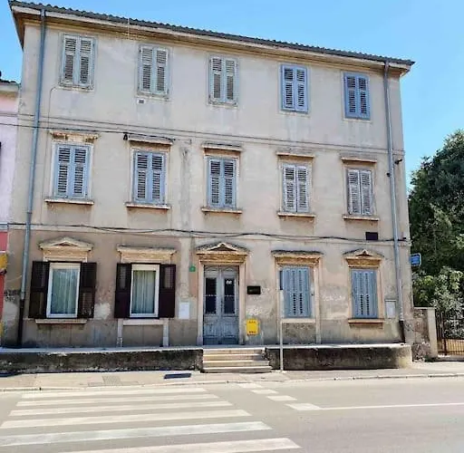 아파트 Chariming And Comfy Studio